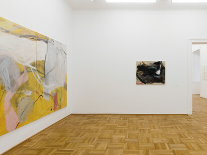 Alice Attie, Karin Sander and Jongsuk Yoon. Courtesy of Galerie nächst St. Stephan