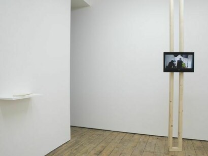 Stéphanie Saadé, Underlines, 2014 & Leah Capaldi, Tank, 2014, Chorus' Installation