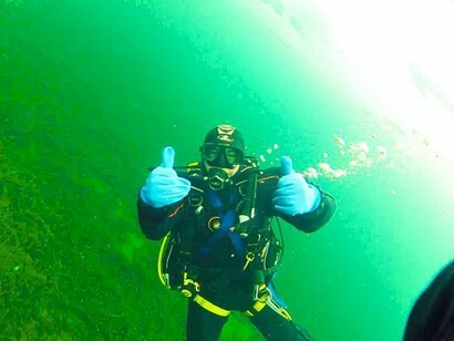 Yann Clerc, Ice Diving