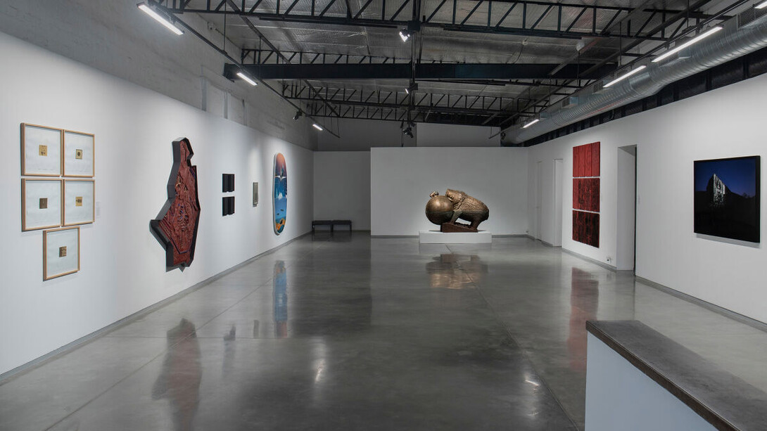 Various artists, Shapes of time, exhibition view. Courtesy of Nature Morte