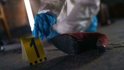 Crime story. Rivelazioni scioccanti e colpi di scena: quando le vite si intrecciano in un gioco pericoloso di segreti e menzogne