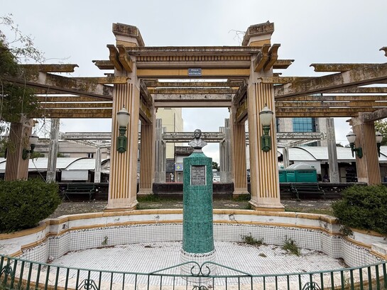 Praça Flores da Cunha lies right on the border between Santana do Livramento and Rivera © Patricia Gomes