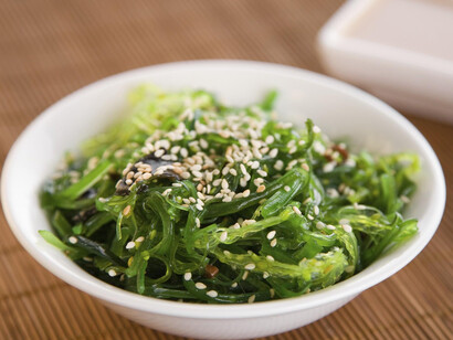 Alghe con semi di sesamo