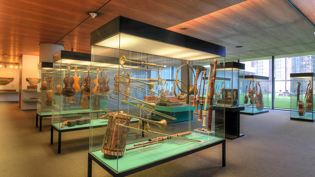 Musikinstrumente, ausstellungsansicht. Mit freundlicher genehmigung des Germanischen Nationalmuseums