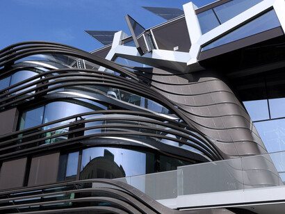 Falkeis2architects: active energy building. Courtesy of MAK