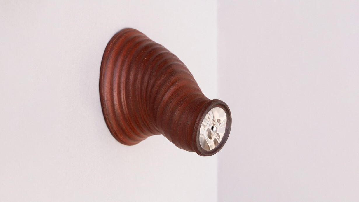 Zoe De Caluwé, Ein kaltes Herz kann nie glücklich sein, 2024. Courtesy of Liminal Gallery