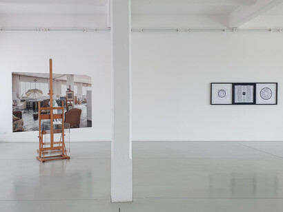 Artisti vari, Galleria Tucci Russo, 50mo anniversario ottobre 1975 – ottobre 2025, veduta della mostra. Cortesia della Galleria Tucci Russo