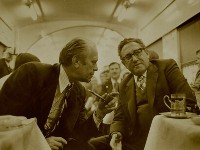 Gerald Ford con Kissinger