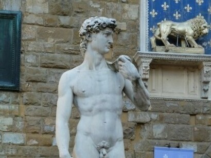 Michelangelo Buonarroti, David, 1501-1504, Marmorkopie am ursprünglichen Platz der Statue an der Piazza della Signoria in Florenz, Foto Mario Bogisch 