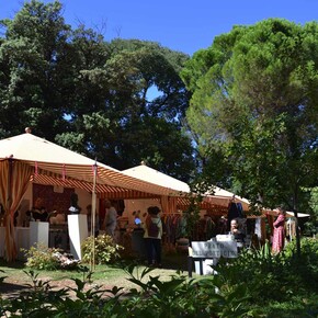 Prato al ponticino, Artigianato e Palazzo