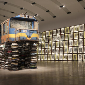 Ibrahim Mahama, Zilijifa,  ausstellungsansicht. Mit freundlicher genehmigung der Kunsthalle Wien