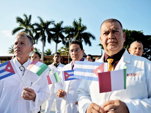 Durante il Covid che colpì duramente anche l'Italia e fu proprio Cuba per prima ad inviare medici in supporto