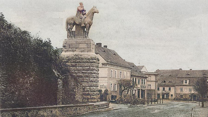 "Der betende Lützower", Zobten am Berge-1930- Skulptur:Theodor von Gosen 