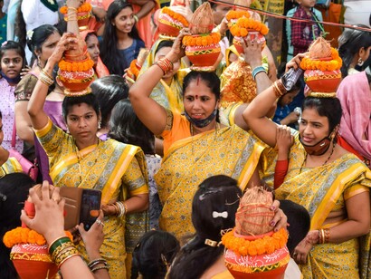 Women displaying their culture and heritage during a festival in India