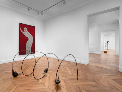 Enrico David, The soul drains the hand, vue de l'exposition. Avec l'aimable autorisation de White Cube