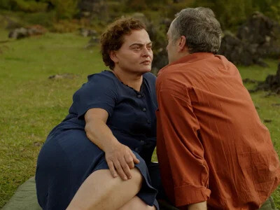 Blackbird Blackbird Blackberry, film di Elene Naveriani (2023)