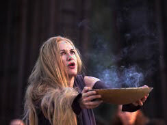 Elettra e le origini dell'odio