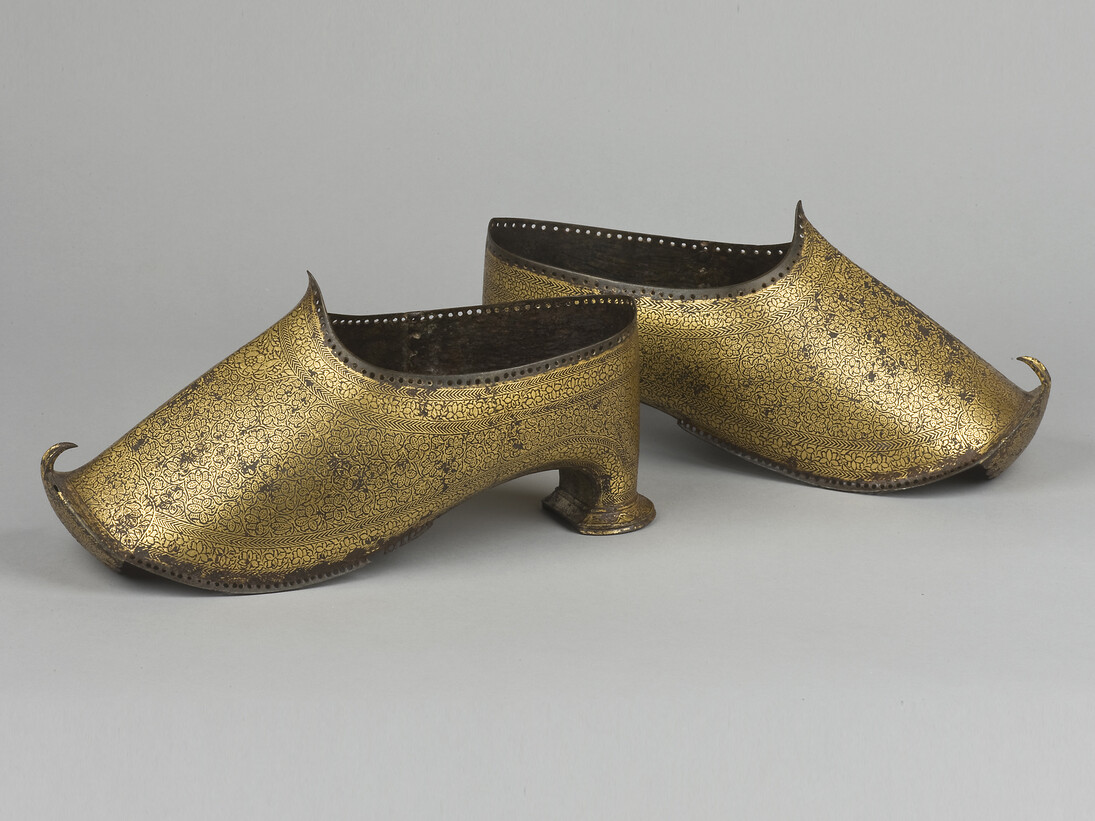 Armored Shoes, Golconda, second quarter of 17th century, Gilt steel (koftgari), L. each 10 in. (25.5 cm), Private collection, London, Photograph by Alan Tabor