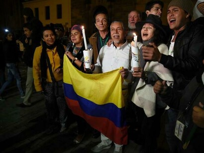 Cuando se anunció el acuerdo de paz del Gobierno con las FARC, muchos colombianos mostraron su alegría en las calles