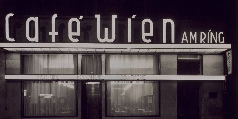 Werner Mantz. Courtesy of Museum Ludwig