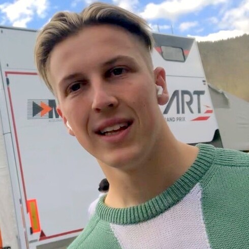 Liam Lawson: lo neozelandese ha impressionato con la sua velocità in poche gare, confermandosi pronto a un futuro da titolare