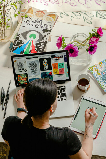 A arteterapia oferece recursos para melhorar a saúde mental, aguçar a sensibilidade e promover mudanças de comportamento positivo