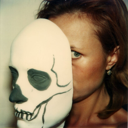 Birgit Jürgenssen, Ohne Titel, 1979 SX 70 Polaroid © Estate of Birgit Jürgenssen Bildrecht, Wien, 2015 Sammlung Verbund, Wien