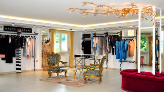 Creazioni Antonella, dal 1962 un brand capace di coniugare artigianalità e ricerca 