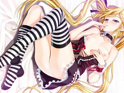 Imágenes provocativas de niñas en dibujos infantiles japoneses (hentai)