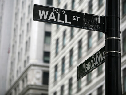 The corner of Broadway and Wall St. New York