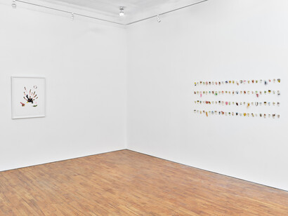 Sonya Kelliher-Combs and Natani Notah, Points of illumination, exhibition view. Courtesy of Tara Downs Gallery