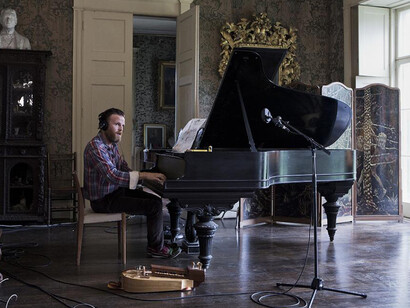 Ragnar Kjartansson. Courtesy of Dallas Museum of Art