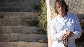 Il cantautore Pippo Pollina
