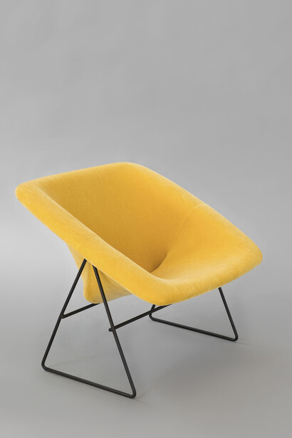 ARP, armchair A7, Courtesy Galerie Pascal Cuisinier  