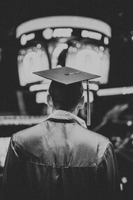 Graduation day's speech from the valedictorian: how academic innovation could solve the educational and formation issues and prevent world crisis