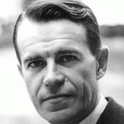 Carlo Cipolla (Pavia, 15 agosto 1922 – Pavia, 5 settembre 2000) è stato uno storico italiano, specializzato in storia economica. Secondo Carlo Cipolla, la caratteristica più pericolosa dello stupido è la sua totale inconsapevolezza della propria condizione