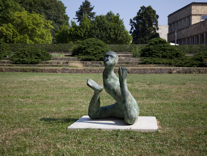 Henk Visch, The Illusionist, 2015.
Bronze (ed ½), 120 x 75 x 85 cm.
Courtesy Blickachsen Foundation, Germany.
© Adagp Paris 2015 / © Henk Visch.
Photo Blickachsen Foundation.