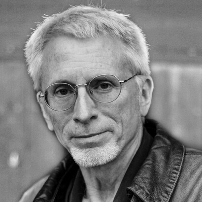 In collaborazione con il compositore Gary Malkin ha realizzato progetti come Graceful Passages e Care for the Journey, dedicati al sostegno emotivo di pazienti, familiari e operatori sanitari nei momenti di malattia e fine vita