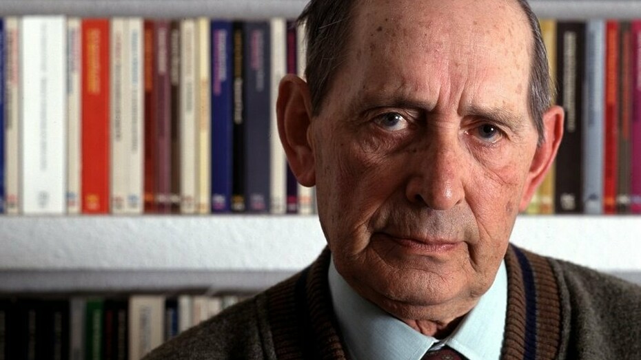 El novelista español Miguel Delibes