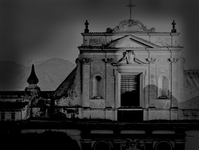 Napoli misteriosa, magica, feroce