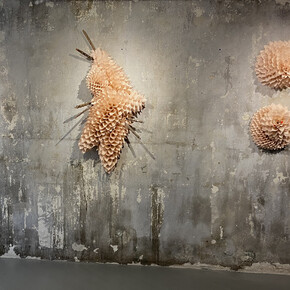 Samuelle Green, in the forever pile, 2023, installation view. Courtesy the artist and Ivy Brown Gallery, NYC