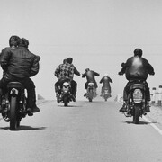 Photography from the Outside. Courtesy of Amon Carter Museum of American Art