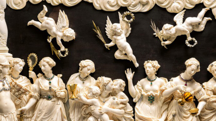 White Wedding. Courtesy of Liebieghaus Skulpturensammlung
