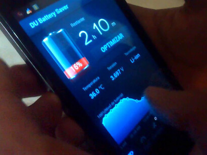 Aviso de batería baja en un teléfono móvil