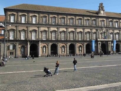 Biblioteca Nazionale di Napoli nella sua storica sede al Palazzo Reale