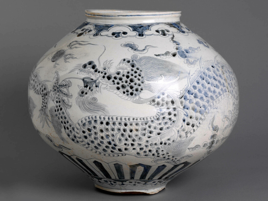 Jar, 1750 – 1850, Korea. Museum no. C.15-1919. © Victoria and Albert Museum, London