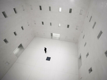 Una de las causas que más influye en que tengamos una visión sesgada de la realidad es nuestro entorno