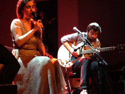 Sílvia Pérez Cruz y Raúl Fernández Miró durante un concierto