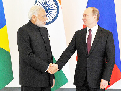 The Prime Minister, Shri Narendra Modi with the President of Russian Federation, Mr. Vladimir Putin, at the BRICS meeting, on the sidelines of G20 Summit 2015, in Turkey on November 15, 2015