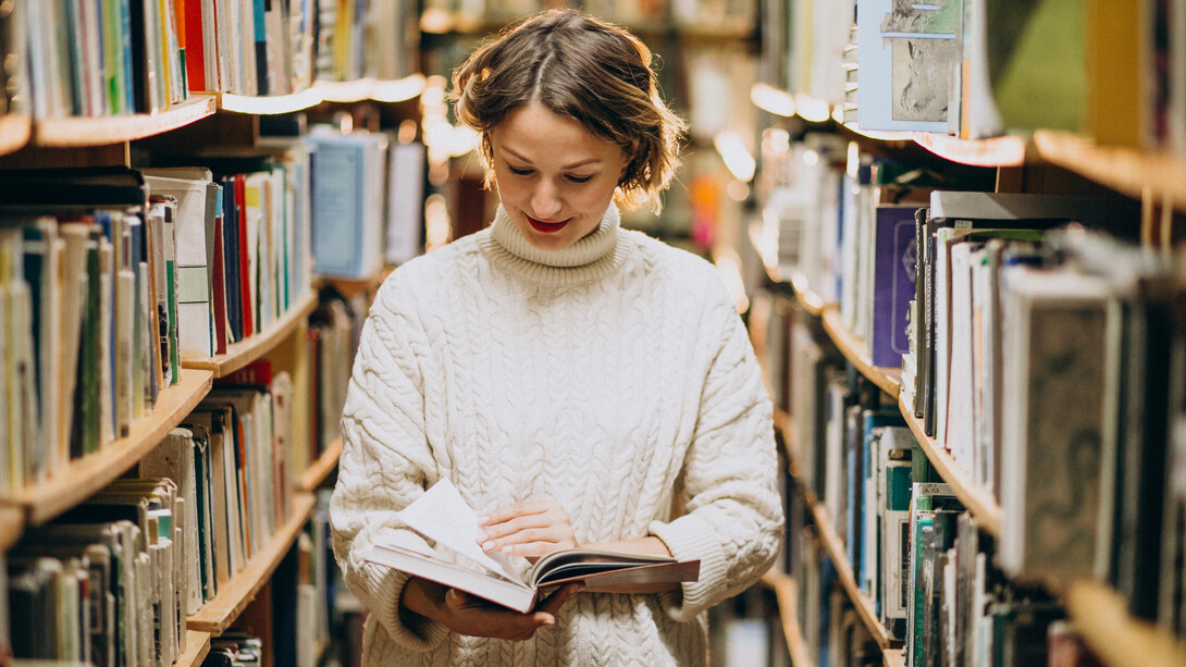 A leitura dos clássicos permite compreender as ideias e histórias que continuam moldando a cultura contemporânea